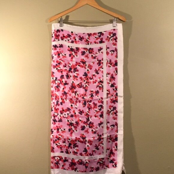 Kate Spade hydrangea flower silk scarf - Picture 1 of 2
